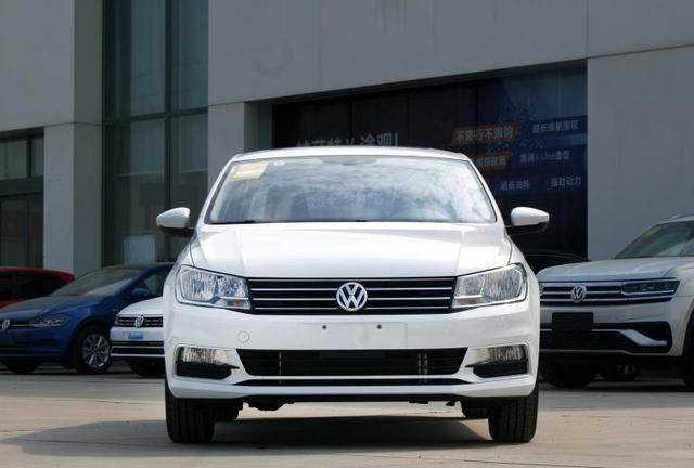 9万买新车好还是买二手帕萨特好,9万落地买威驰还是科沃兹