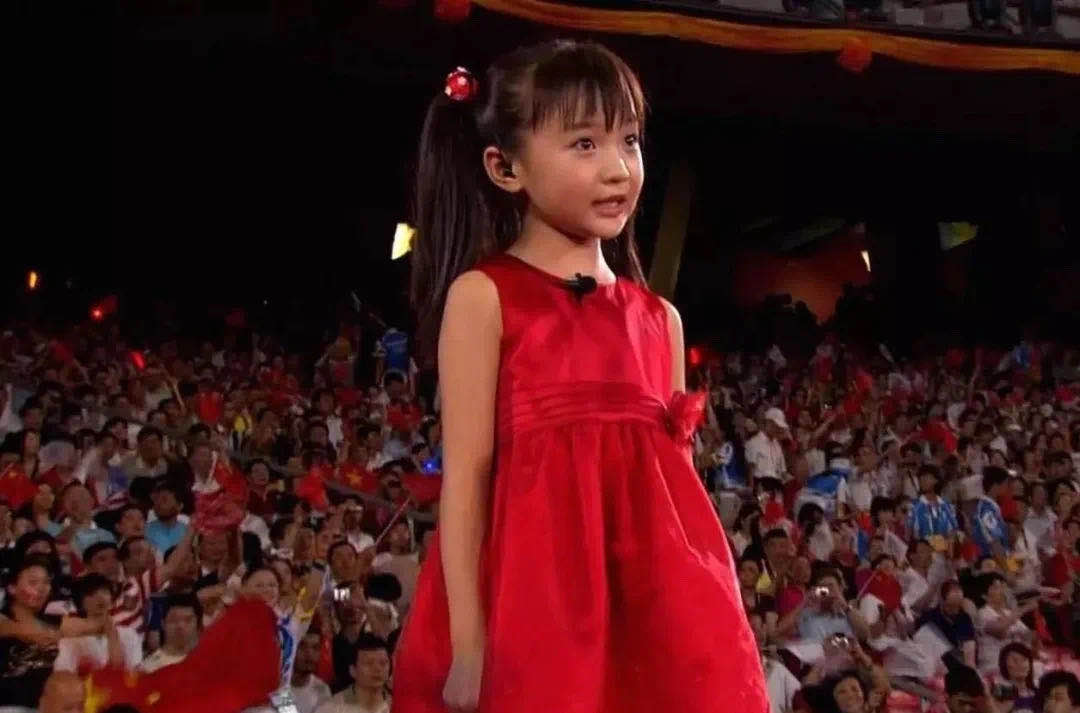 13岁独臂篮球少年nba评价,13岁独臂篮球少年帅炸了人民日报