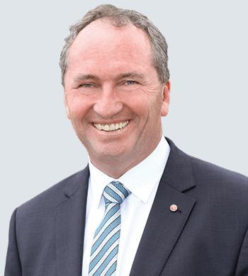 澳大利亚联邦政府到底由哪些部门组成？