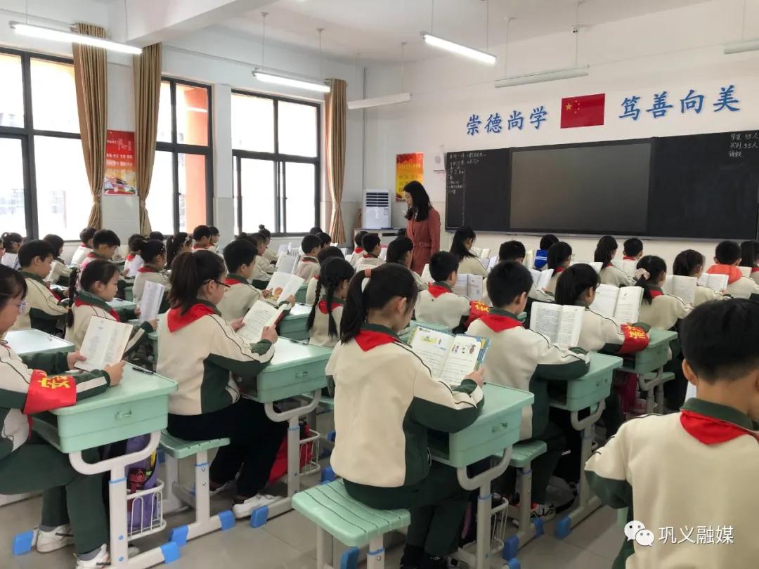 孩子放学没时间接要放弃工作吗,小孩放学没时间接有什么办法