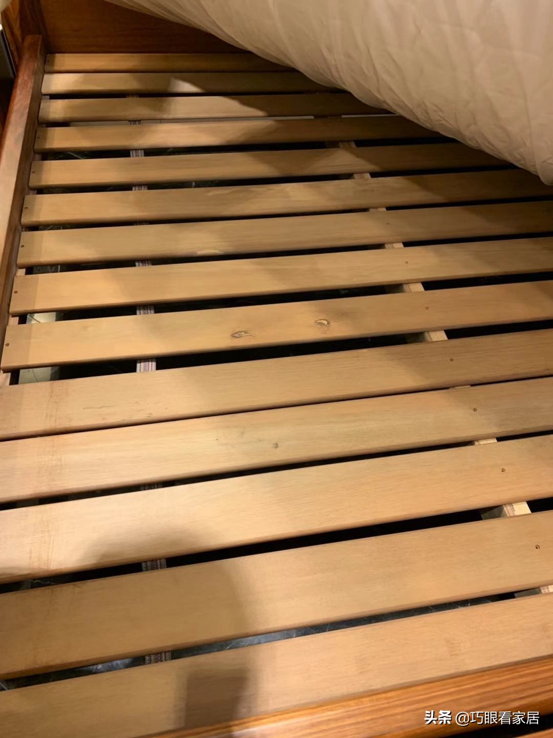 【巧眼看家居】缘木居实体店家具测评