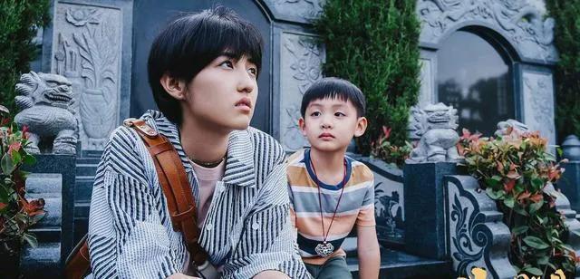 国民姐姐张子枫的成名秘史,国民妹妹张子枫5岁随母北漂