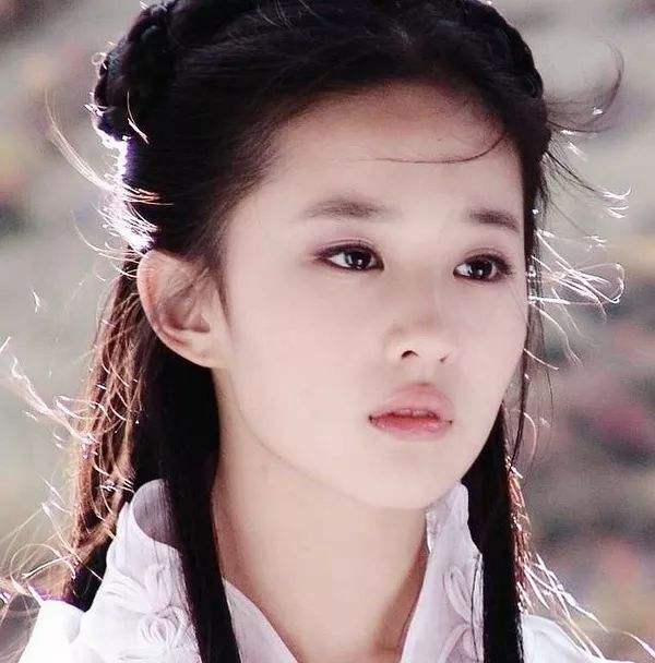 张檬金恩圣公开恋情首曝光,张檬金恩圣公开恋情后亮相