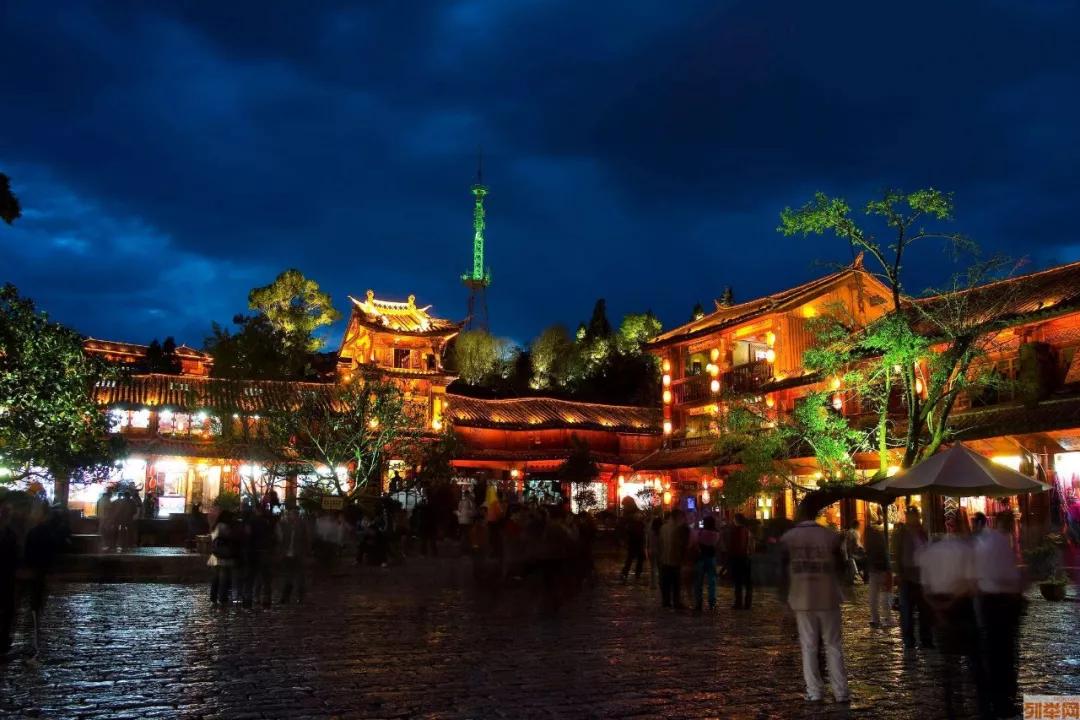 适合新手的人生第一座雪山,人生中的第一座雪山应该爬哪里