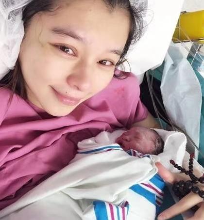 张怡宁生了二胎吗,张怡宁产子是剖腹产还是顺产