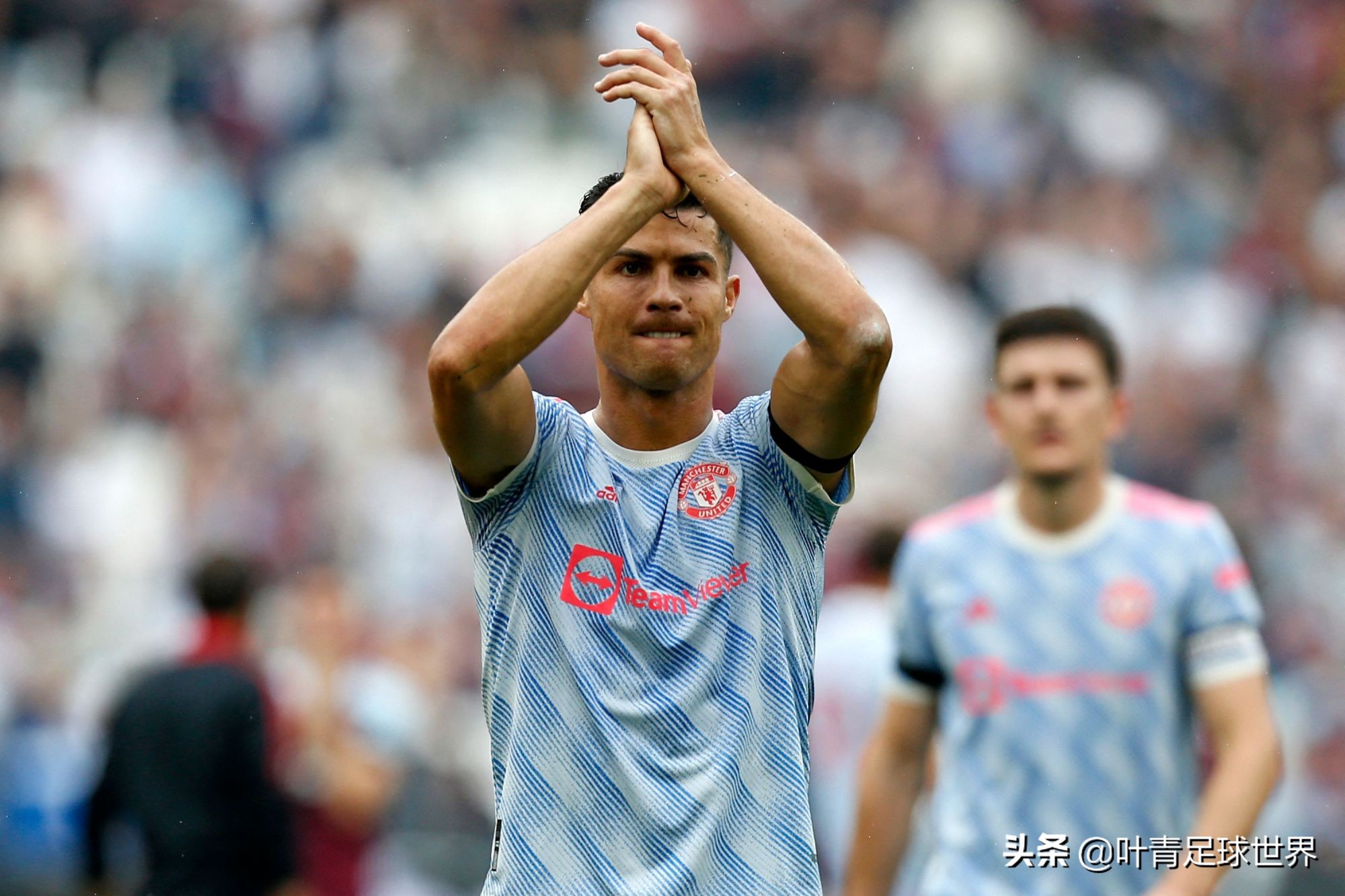 致敬C罗：5秒狂飙40米，超车回追！4大超燃镜头，真玩命了