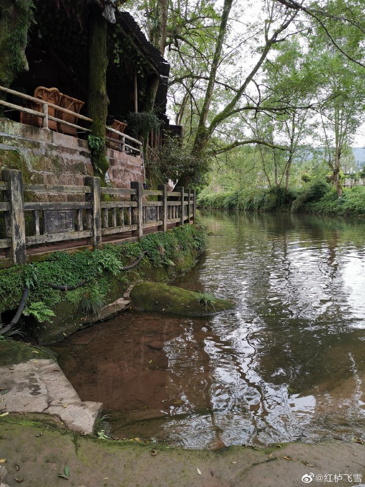 上里古镇大还是柳江古镇大,上里古镇与柳江古镇