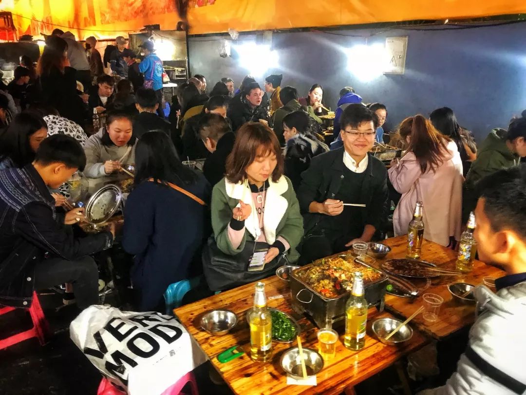 广西一家三口自驾游视频,一家三口游广西