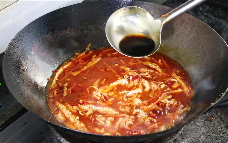 潘姥姥重庆酸辣粉正宗做法,乡村潘哥做猪血