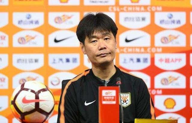 山东鲁能半场落后逆转,山东鲁能球队赛后发布会