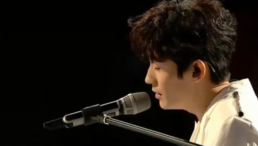 居老师小视频,居老师唱过的歌