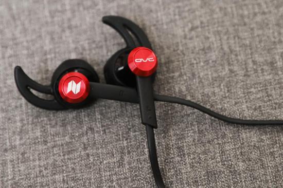 playez游戏耳机,听声辨位游戏在手机上玩