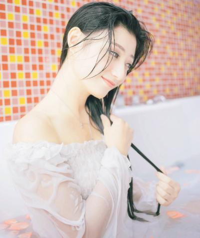 让你一闻就爱上的香水沐浴露,好闻的香水沐浴露推荐女生使用