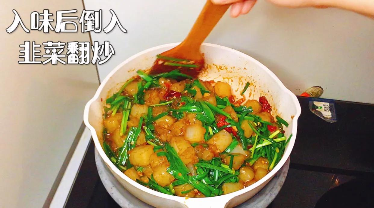 蒜炒凉粉的家常做法,炒凉粉放蒜香粉