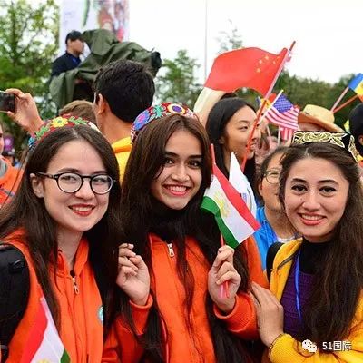 孩子上国际高中还是普通高中好,国际高中和普通高中的区别英语