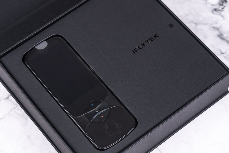 不懂外语也不怕语音同步翻译,科大讯飞翻译机3代2代区别