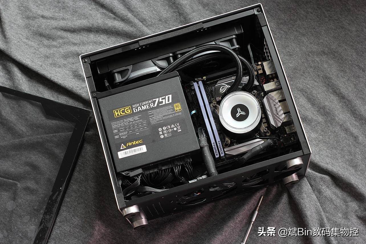 乔思伯v10机箱硬盘放哪里,乔思伯u4plus和v10