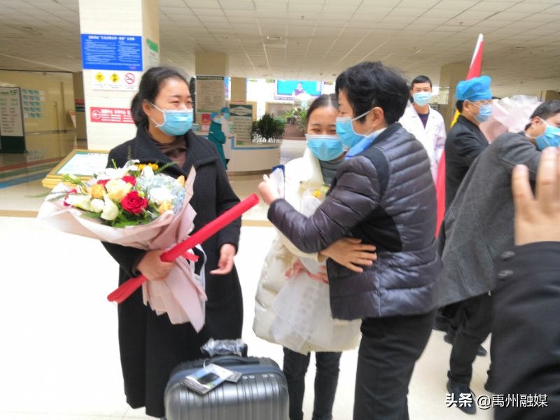 “我愿意”!这就是“白衣战士”的宣言,每个人为之动容