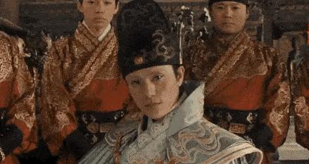 强拉的CP,迷人的画风,主角一出场就觉得这片子好贵