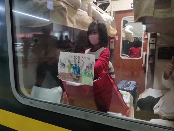 春天的画儿童水彩作品,春天的画儿童燕子