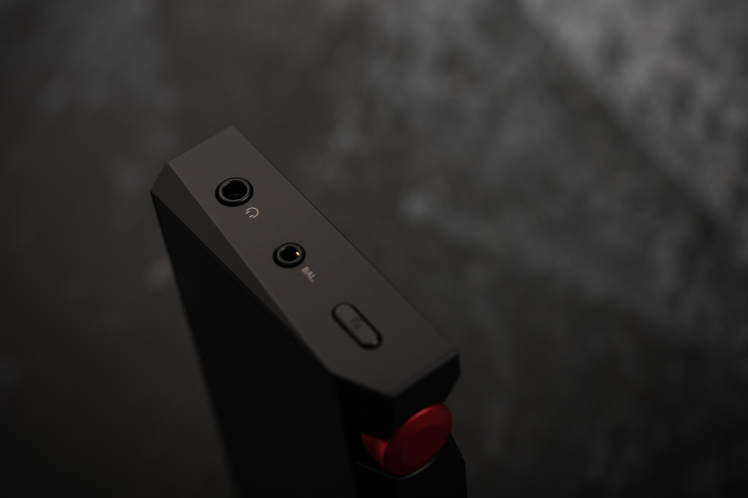 “毒杀”颜控用户——AnormaSR15“鹤顶红”版图赏简评