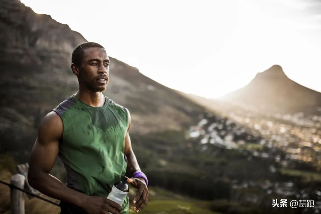 跑完步最适合喝什么饮料,跑完步喝葡萄糖补水液吗