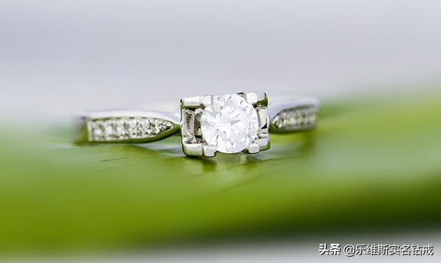 au750的钻戒是什么意思,au750是铂金吗au750镶钻项链值钱吗