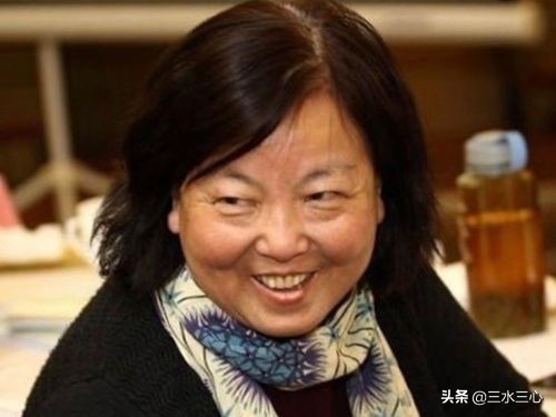 头条锐评方方怒怼《战狼》“不是精神，而是精神病”