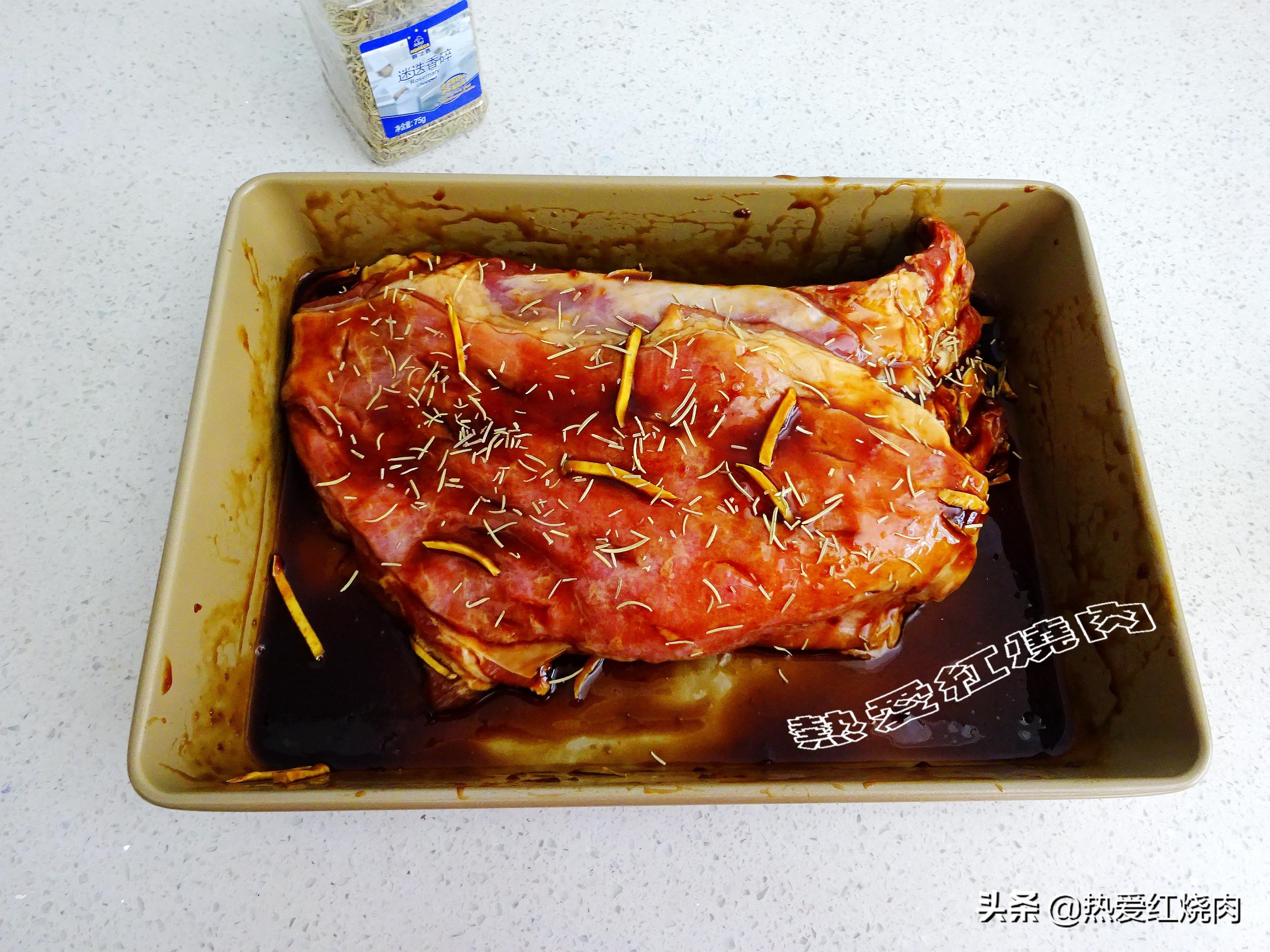 为啥羊排烤完没多少,为什么有些地方羊排烤得外焦里嫩