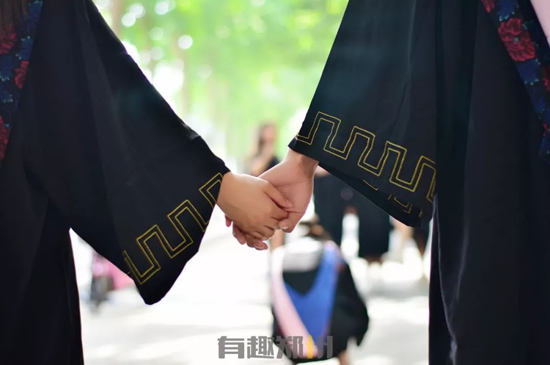 龙湖宝相寺里面有什么,龙湖宝相寺都有什么好吃的