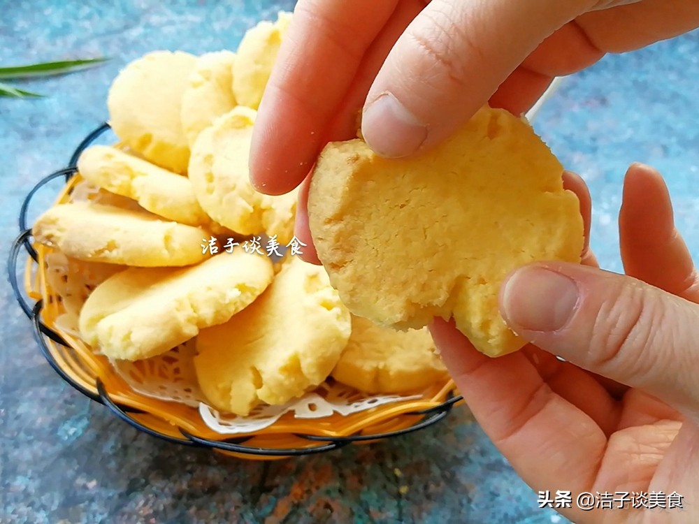 酥软玛格丽特饼干配方,酥到掉渣的玛格丽特饼干怎么做