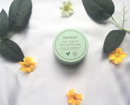 生活费1000大学生，这4款“彩妆”必须知道，别再浪费钱“跟风”