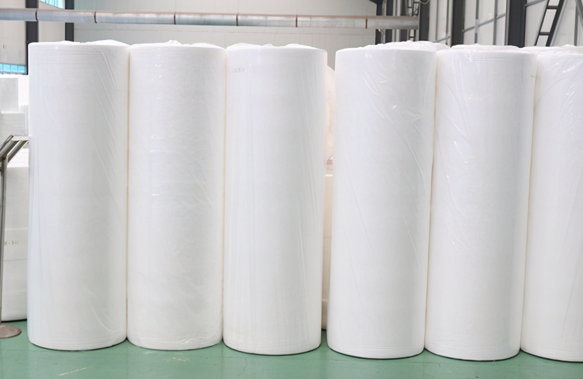 100多万的设备竟然无法生产合格熔喷布!30多家企业对薄公堂