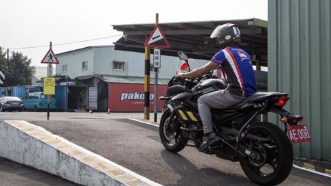 台湾摩托车驾照,在日本如何取得摩托车驾照