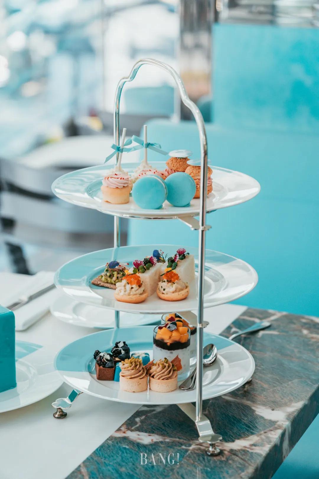 淮海路“红牌”倾城出动,回顾TA的精彩8小时