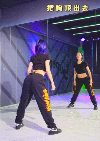 自学爵士舞入门零基础慢动作,男孩爵士舞入门基本功慢动作