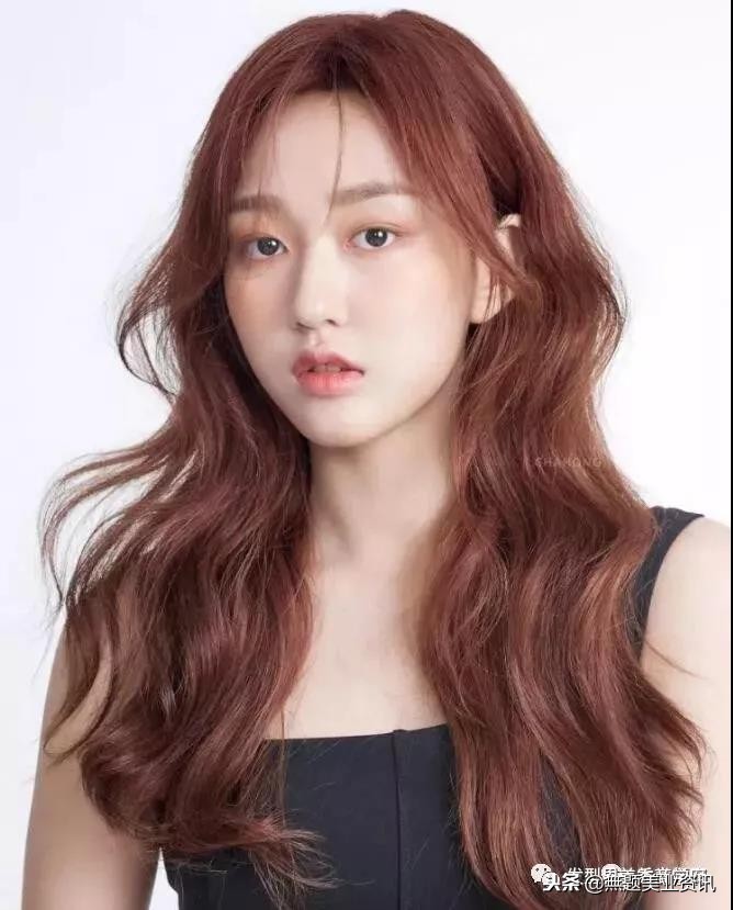 23年头发流行染什么颜色,头发颜色花了能染什么颜色