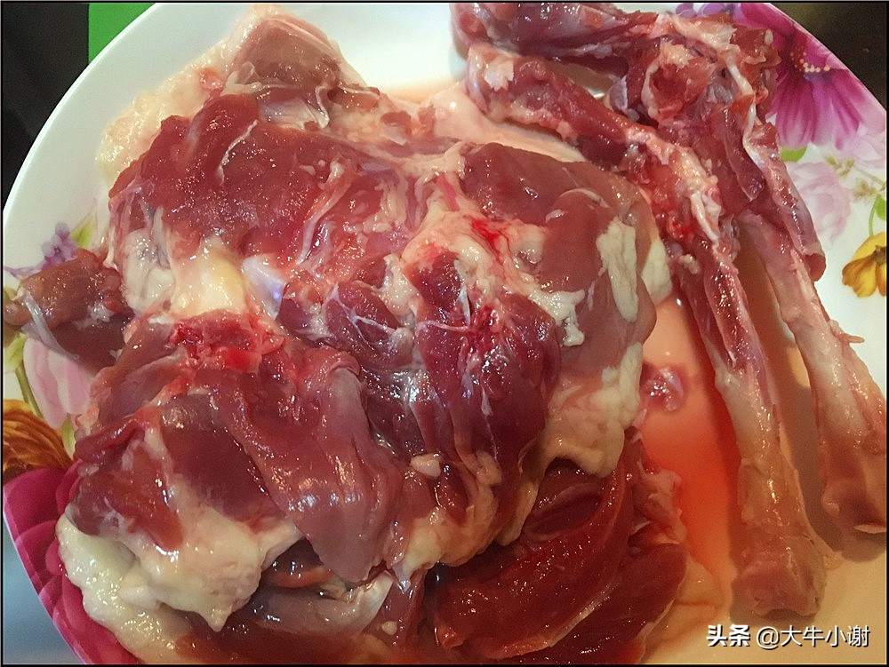 鸭肉莲藕汤窍门,鸭肉煲莲藕汤怎么做好吃