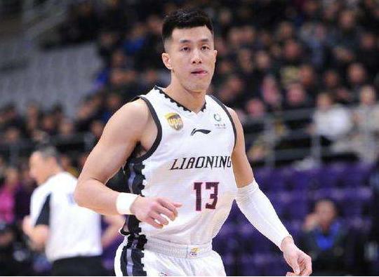 辽篮队员名称,辽篮一山不容二虎赵继伟郭艾伦