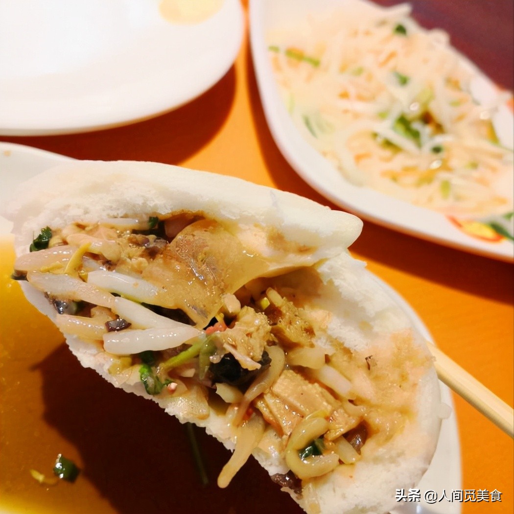 天津真正的老字号，2.5元1个的素包子火了上百年，外地人吃不惯