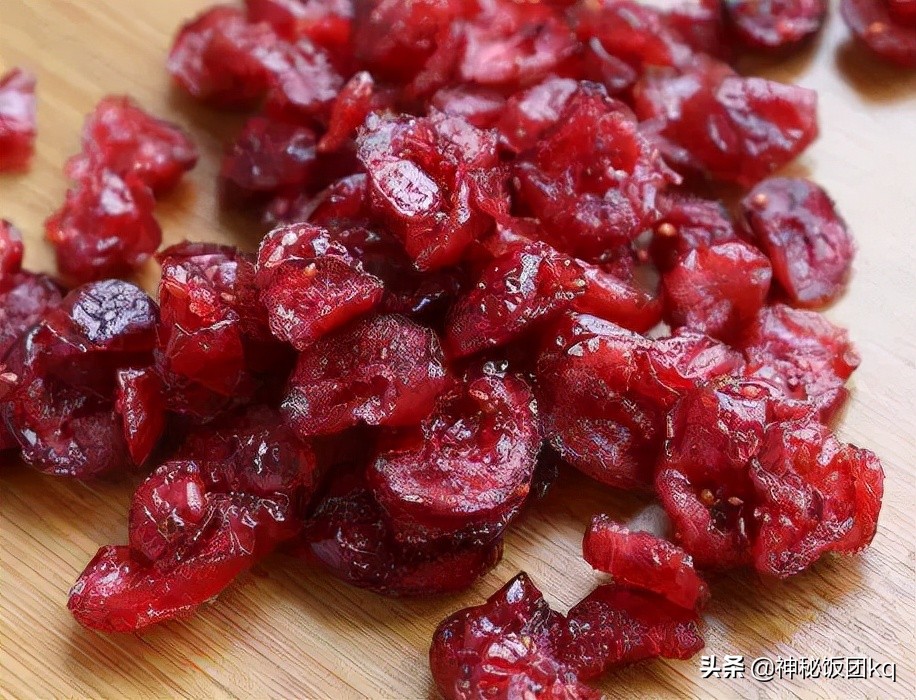 七个月鸡蛋发糕怎么做又松又软,发糕蓬松脆口的诀窍