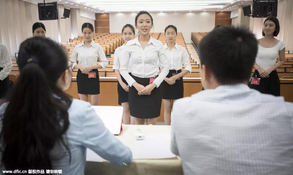 空姐体检是男人检查吗,空姐每年都要体检吗