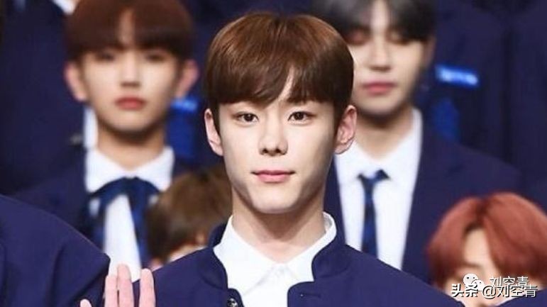 持刀抢劫学生,学生持刀抢劫男生寝室案