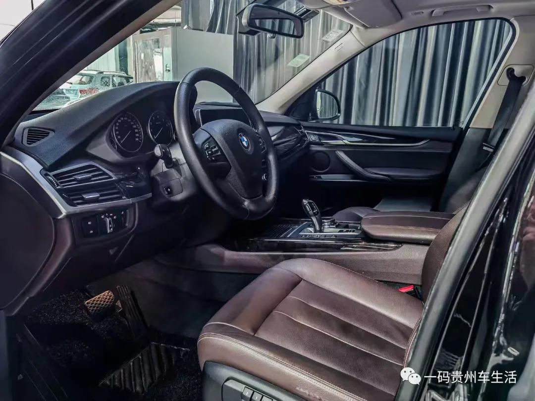 宝马x52.0和3.0哪个更值得入手,2022款宝马x540i尊享型m运动套装