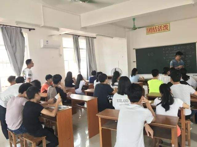 进入高二成绩直线下降的原因,高一成绩一直退步家长该怎么做