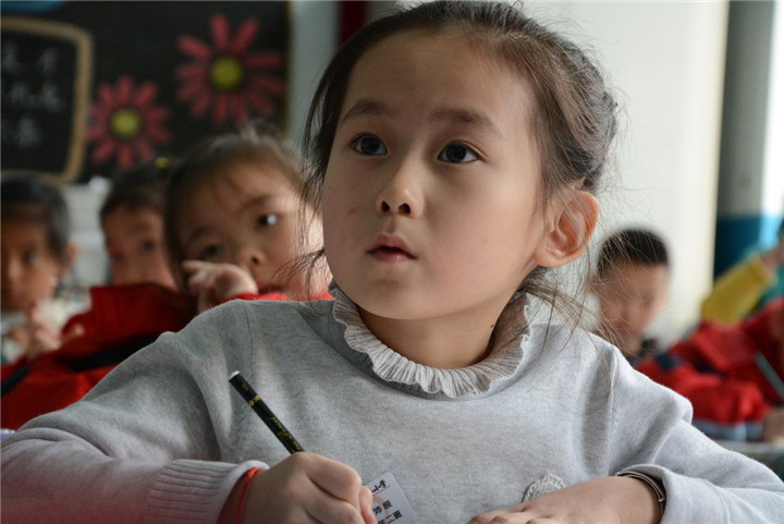 孩子学习不专心走神该怎么办,孩子不会听课上课总走神怎么办