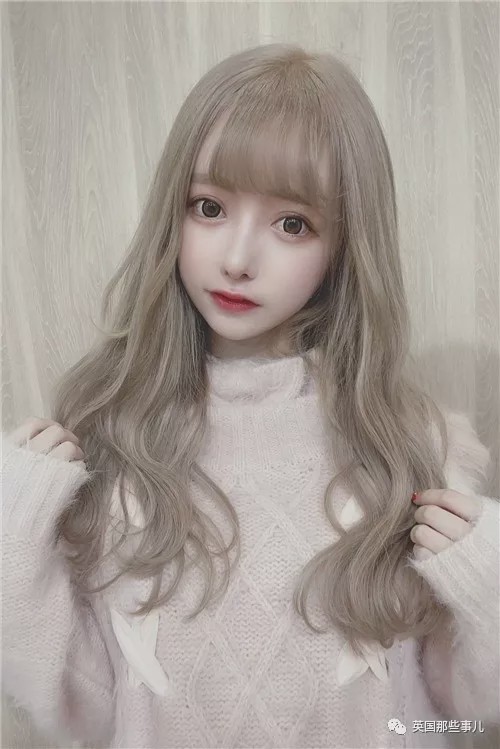 19岁少女整容成60岁大妈,女子花20w整容成网红脸