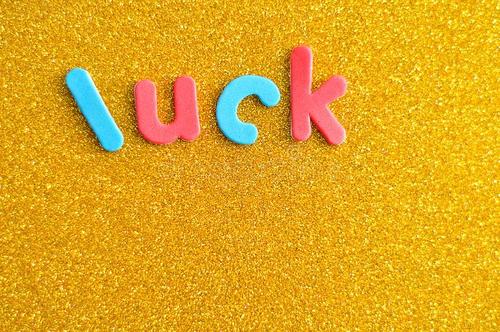 人品很重要也是好运气,好运气积攒的人品