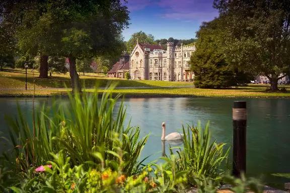 英国最贵的初中排名,伊顿英国的顶级私校