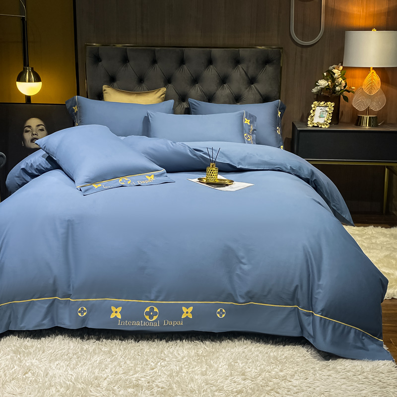 被子上有血迹垫上纸巾,被子床单有血液怎么办